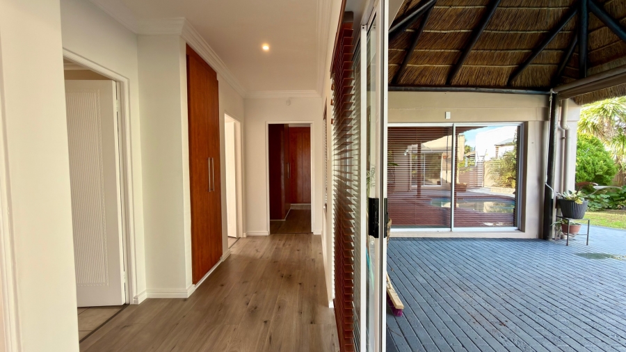 3 Bedroom Property for Sale in Olive Grove Western Cape